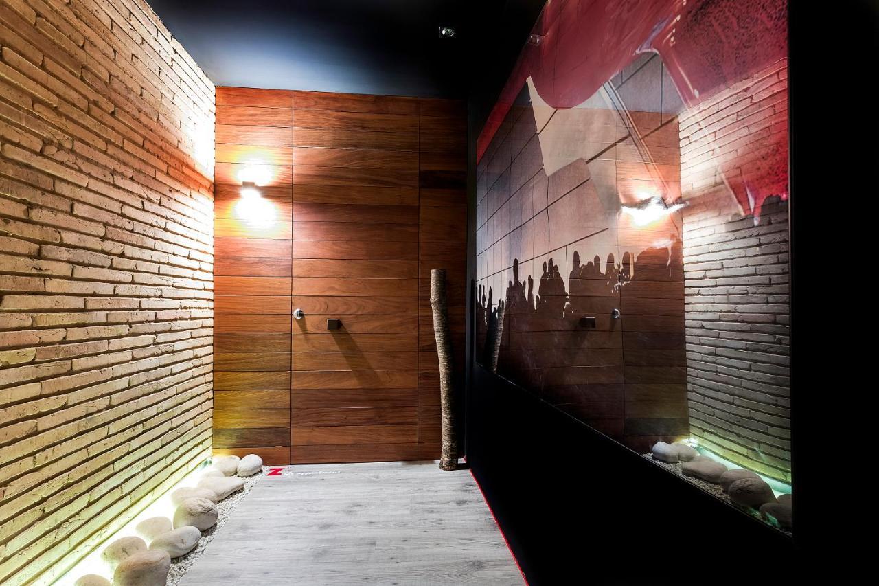 Zrooms&Suites Hostel Boutique Saragossa Exterior foto